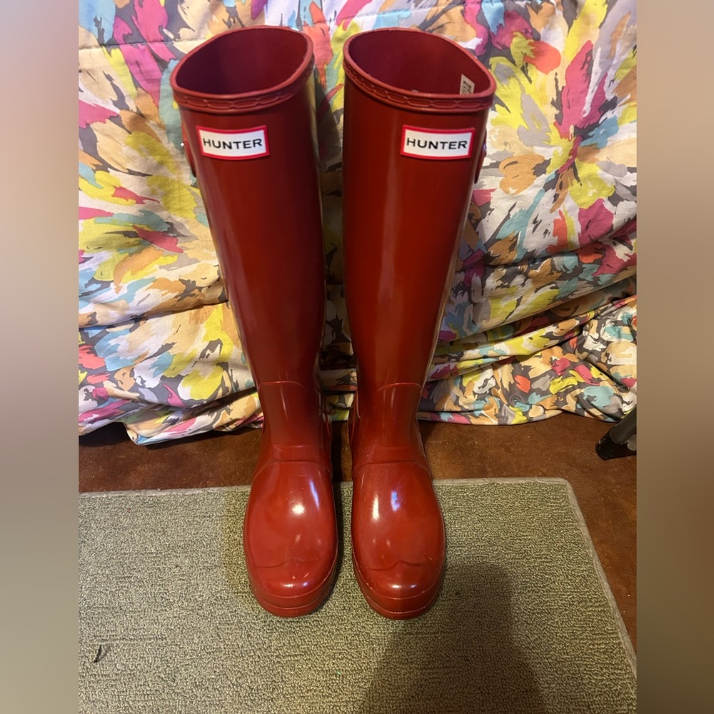 Glossy Red Hunter Boots